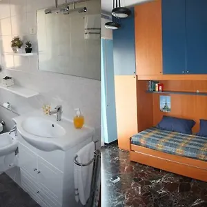  Appartement With Parking Italie